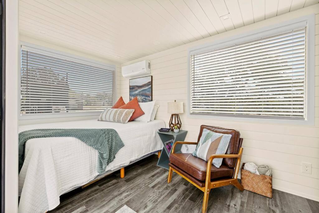 New The Sunset Luxury Container Home Fredericksburg Exterior foto