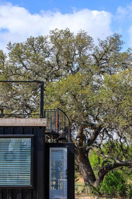New The Sunset Luxury Container Home Fredericksburg Exterior foto